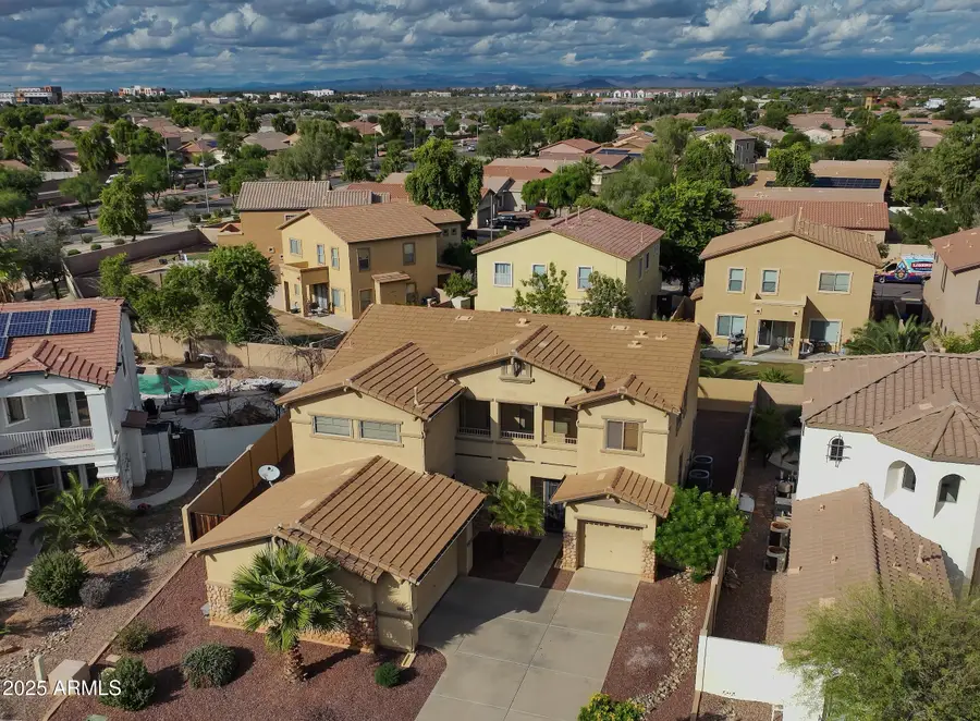 13852 W Banff Lane, Surprise, AZ 85379 - Image #3