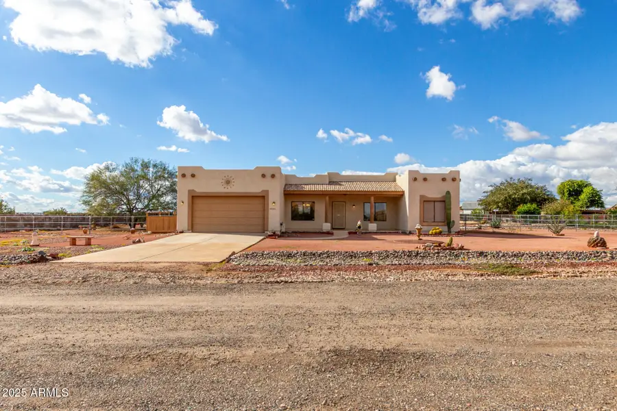 30428 N 208th Drive, Wittmann, AZ 85361 - Image #2