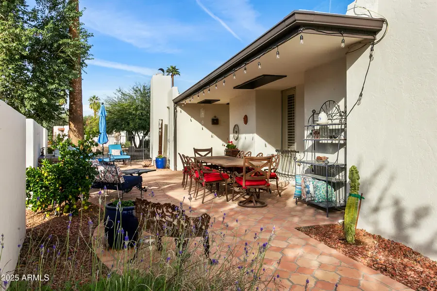 4822 E Earll Drive, Phoenix, AZ 85018 - Image #2