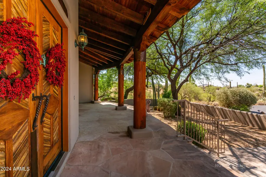 40777 N Echo Canyon Drive, Cave Creek, AZ 85331 - Image #2