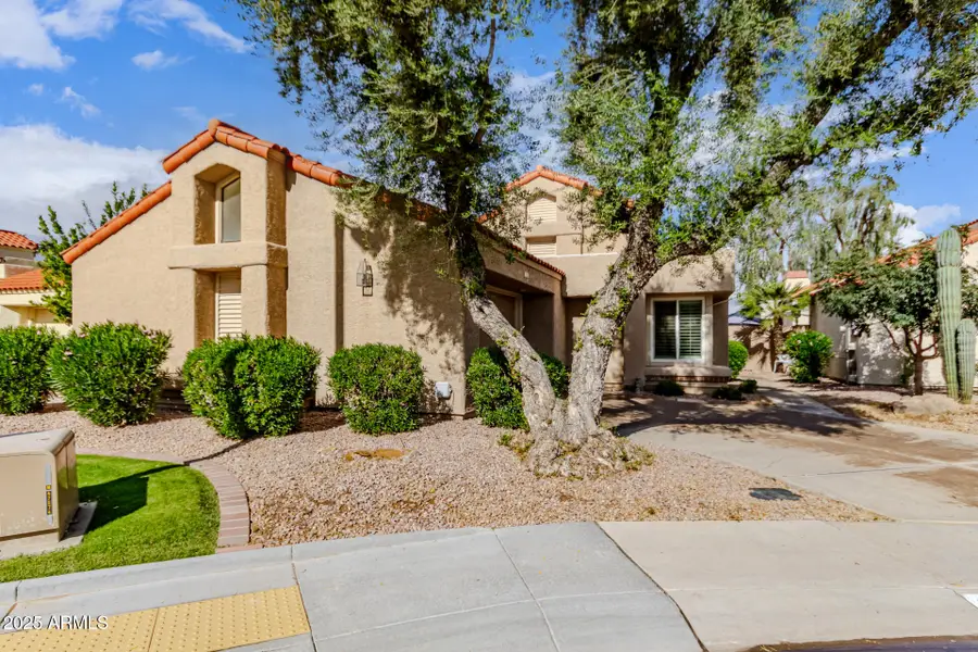 10050 E San Bernardo Drive, Scottsdale, AZ 85258 - Image #2