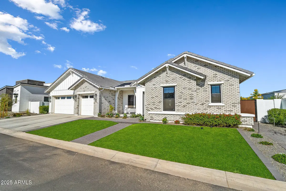 20546 E Indiana Avenue, Queen Creek, AZ 85142 - Image #1