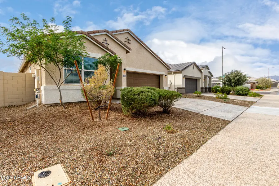 2566 S 241st Lane, Buckeye, AZ 85326 - Image #3