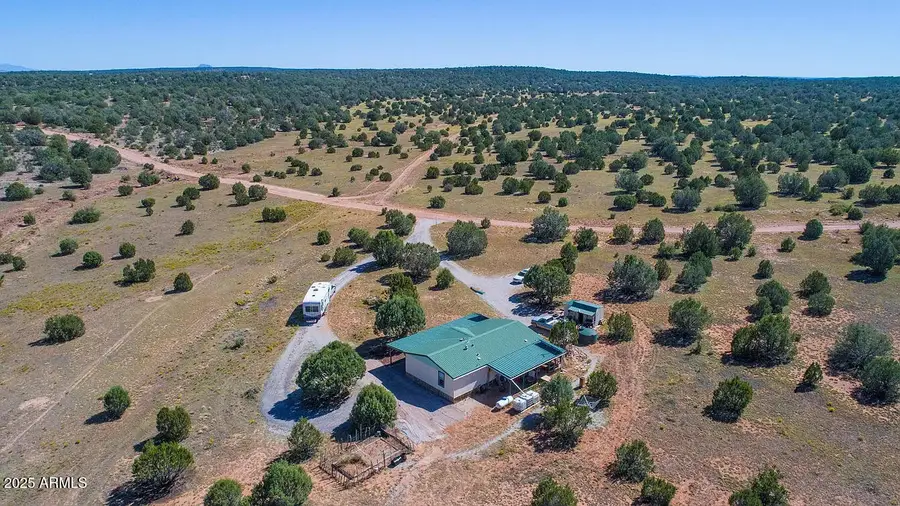 56076 N Potrero Parkway, Seligman, AZ 86337 - Image #3