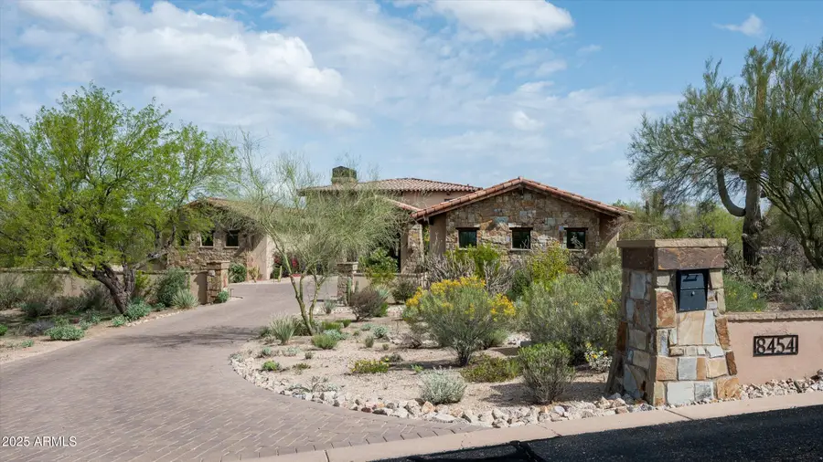 8454 E Leaning Rock Road, Scottsdale, AZ 85266 - Image #3