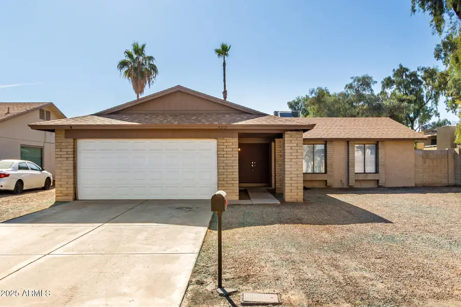 4207 W Christy Drive, Phoenix, AZ 85029 - Image #2