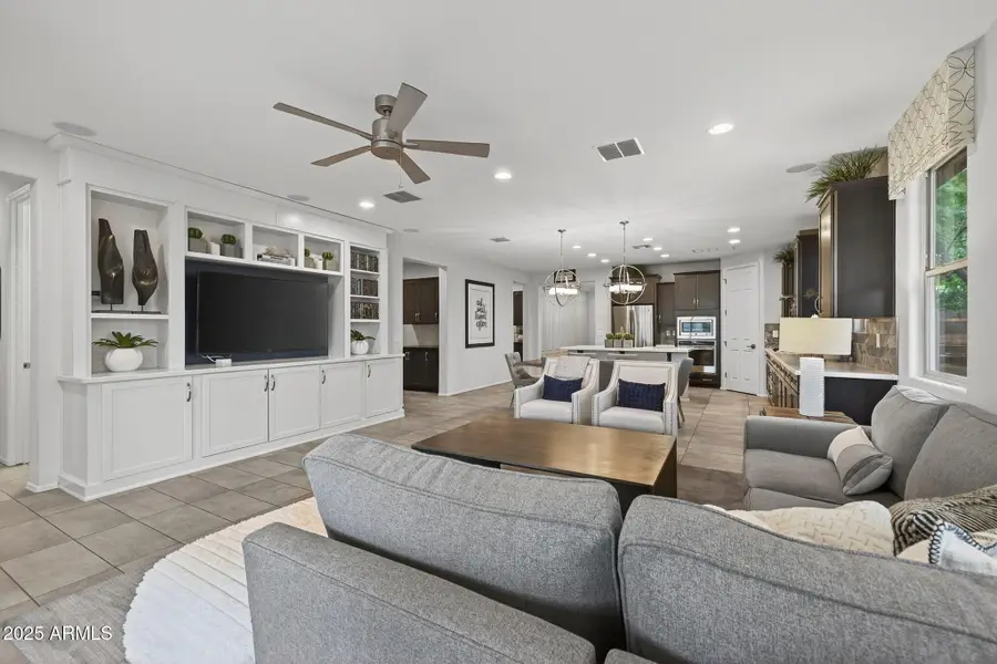 10434 E Corbin Avenue, Mesa, AZ 85212 - Image #2