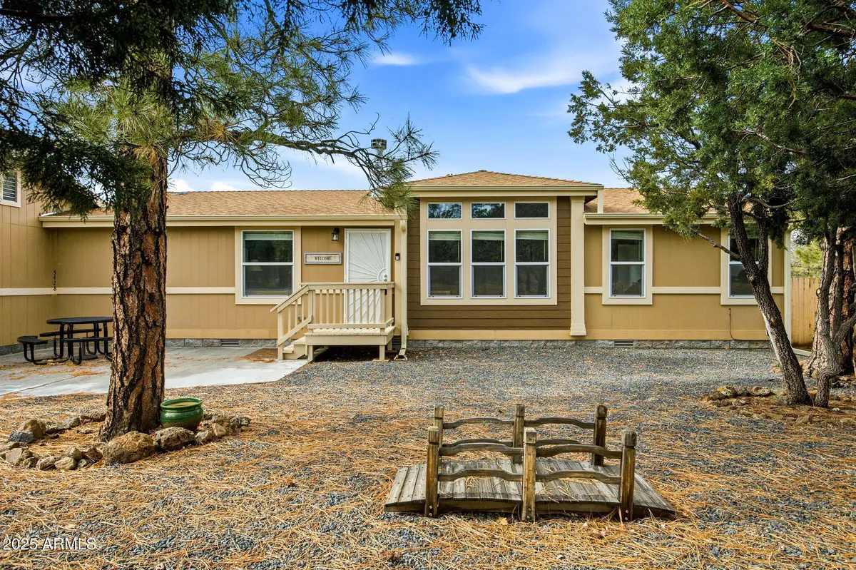 5428 Gray Wolf Drive, Wagon Wheel, AZ 85929 - Image #1