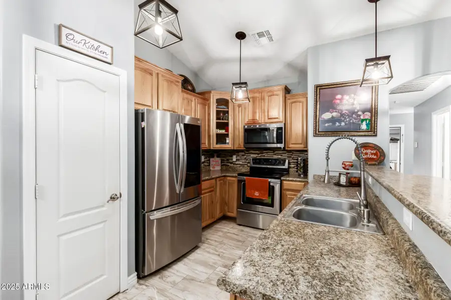 23932 W Hidalgo Avenue, Buckeye, AZ 85326 - Image #2