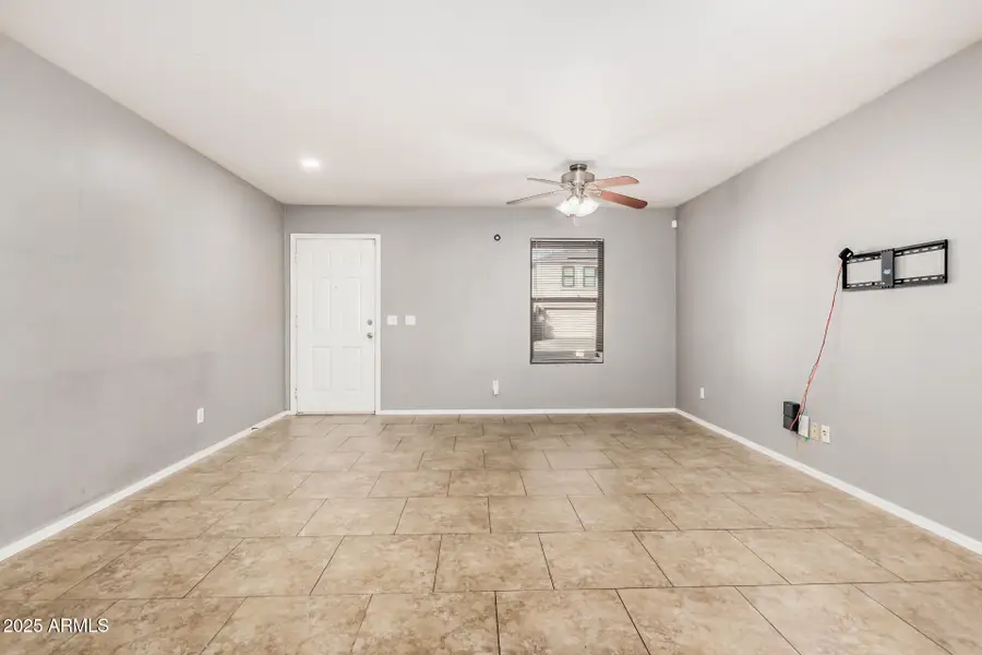 11819 W Windrose Avenue, El Mirage, AZ 85335 - Image #3
