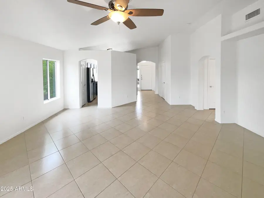 6156 W Blackhawk Drive, Glendale, AZ 85308 - Image #3