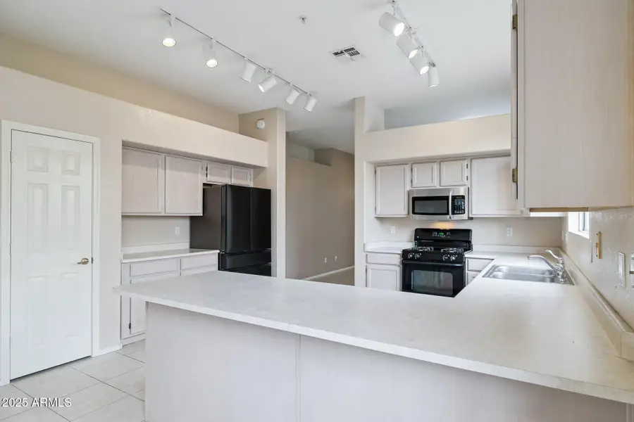 11179 E Laurel Lane, Scottsdale, AZ 85259 - Image #3