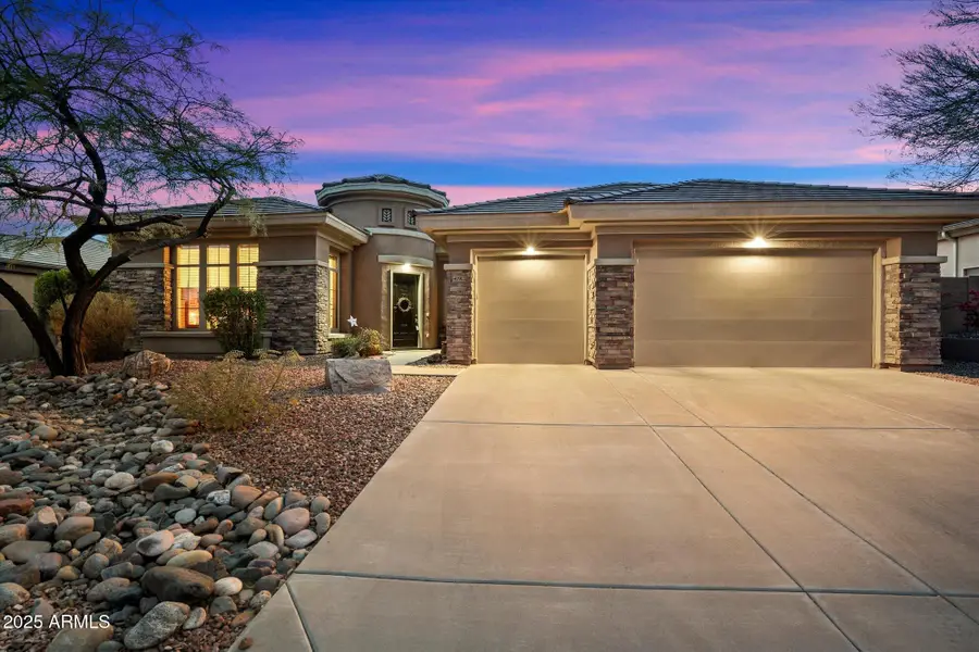 41912 N Club Pointe Drive, Deer Valley, AZ 85086 - Image #2