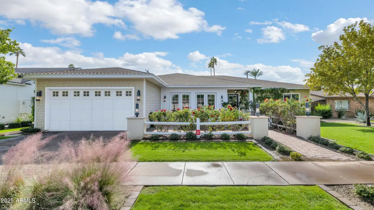 3319 E Medlock Drive, Phoenix, AZ 85018 - Image #1