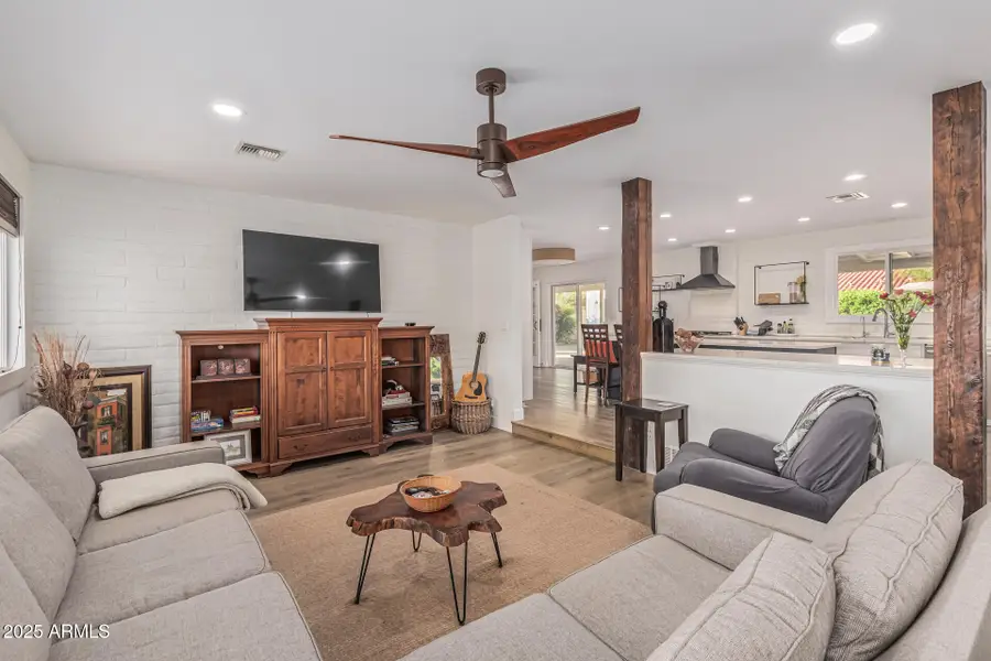 220 W Seminole Drive, Phoenix, AZ 85023 - Image #3