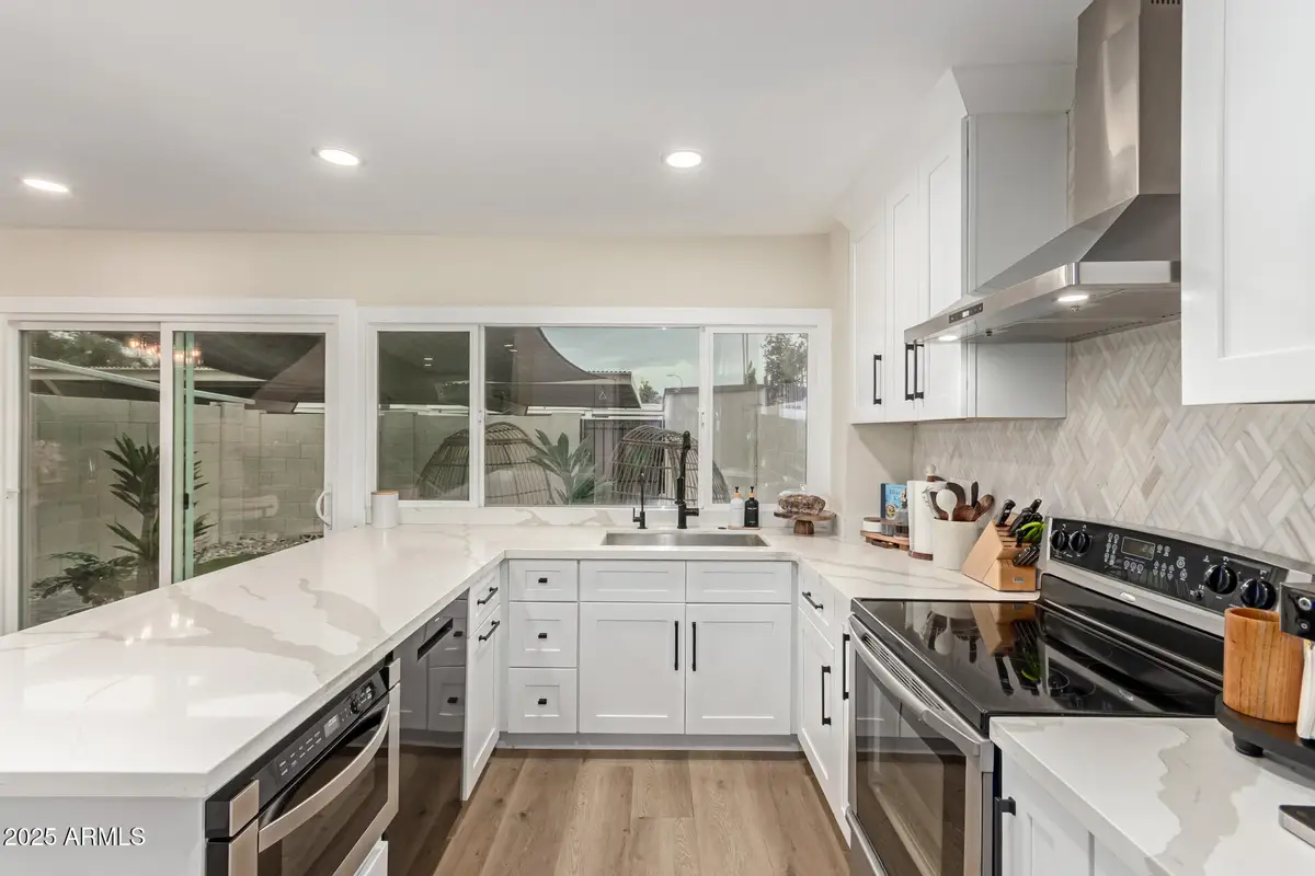 8375 E Indian School Road, Scottsdale, AZ 85251 - Image #1