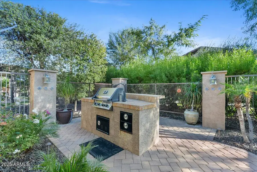 12971 W Fossil Drive, Peoria, AZ 85383 - Image #3