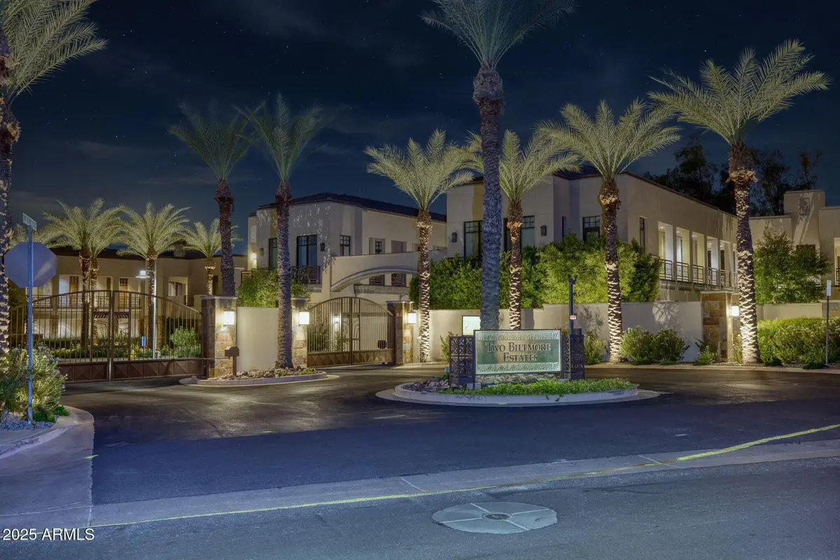 2 Biltmore Estate #106, Phoenix, AZ 85016 - Image #1