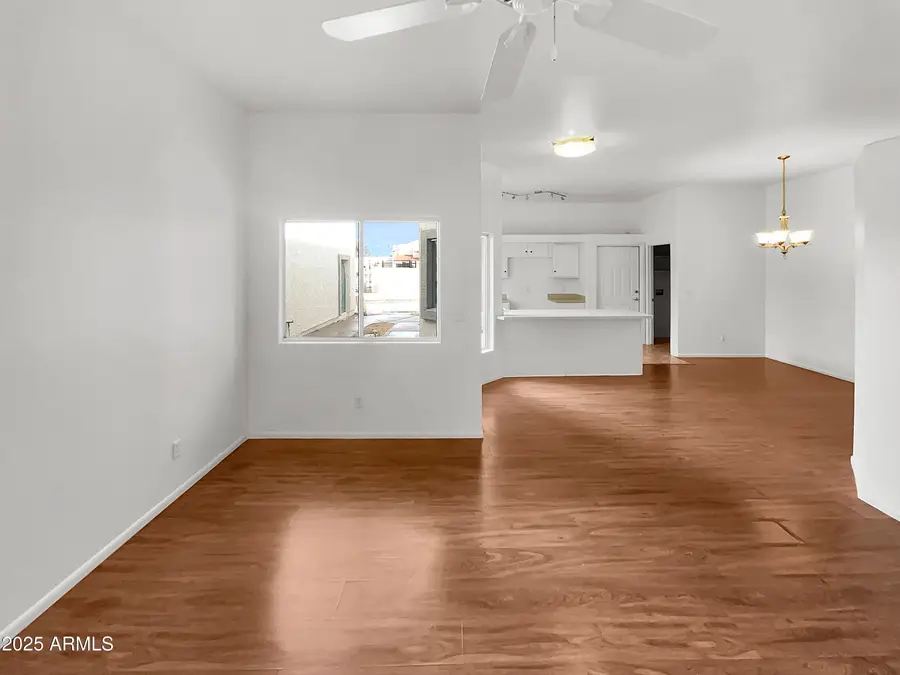 9044 N 47th Court, Glendale, AZ 85302 - Image #3