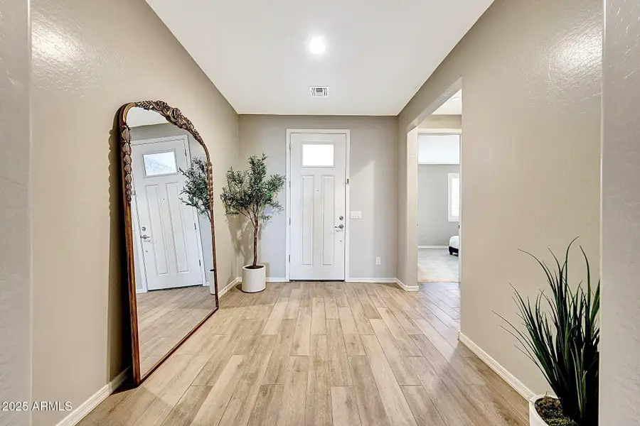 5115 N 181st Drive, Citrus Park, AZ 85340 - Image #3