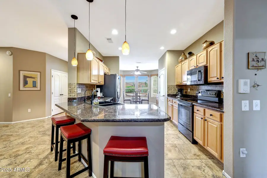 15897 W Summerwalk Drive, Surprise, AZ 85374 - Image #2