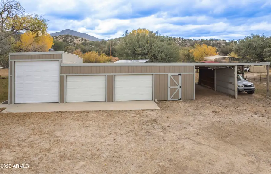 830 S Grisby Road, Skull Valley, AZ 86338 - Image #3