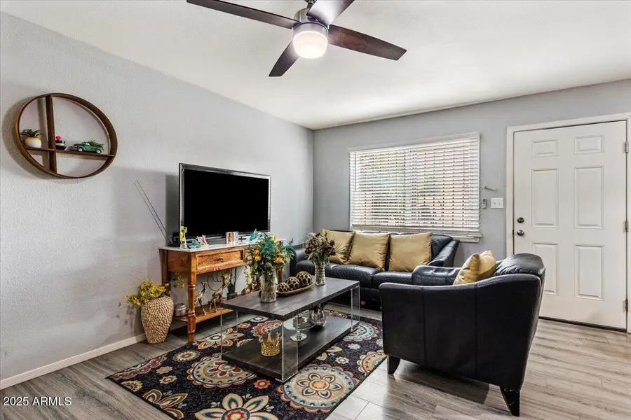 6841 W Devonshire Avenue, Phoenix, AZ 85033 - Image #2