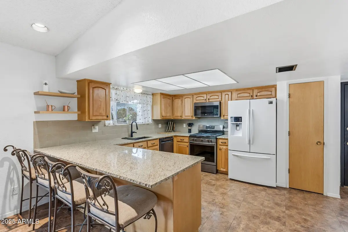 701 Canterbury Drive, Sierra Vista, AZ 85635 - Image #1