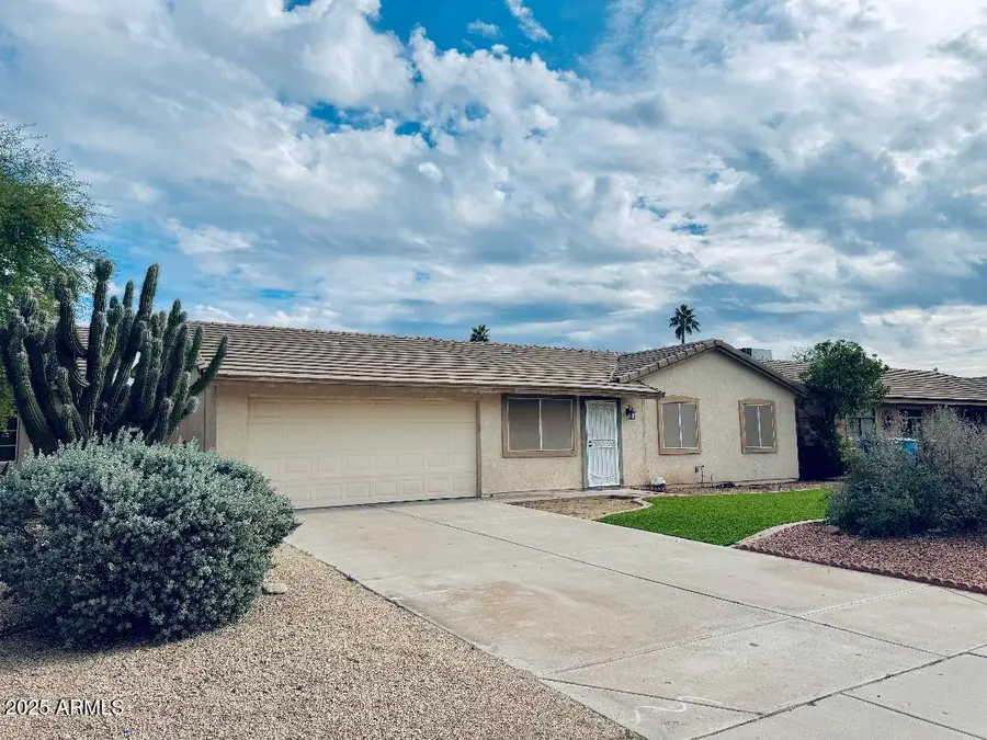 1417 S 66th Lane, Phoenix, AZ 85043 - Image #2