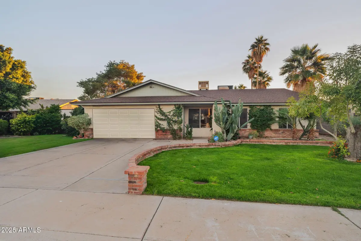 4841 E Desert View Drive, Phoenix, AZ 85044 - Image #1