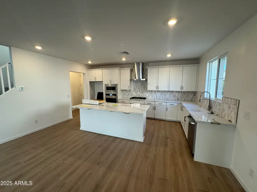 2452 W Maximo Way, Deer Valley, AZ 85085 - Image #3