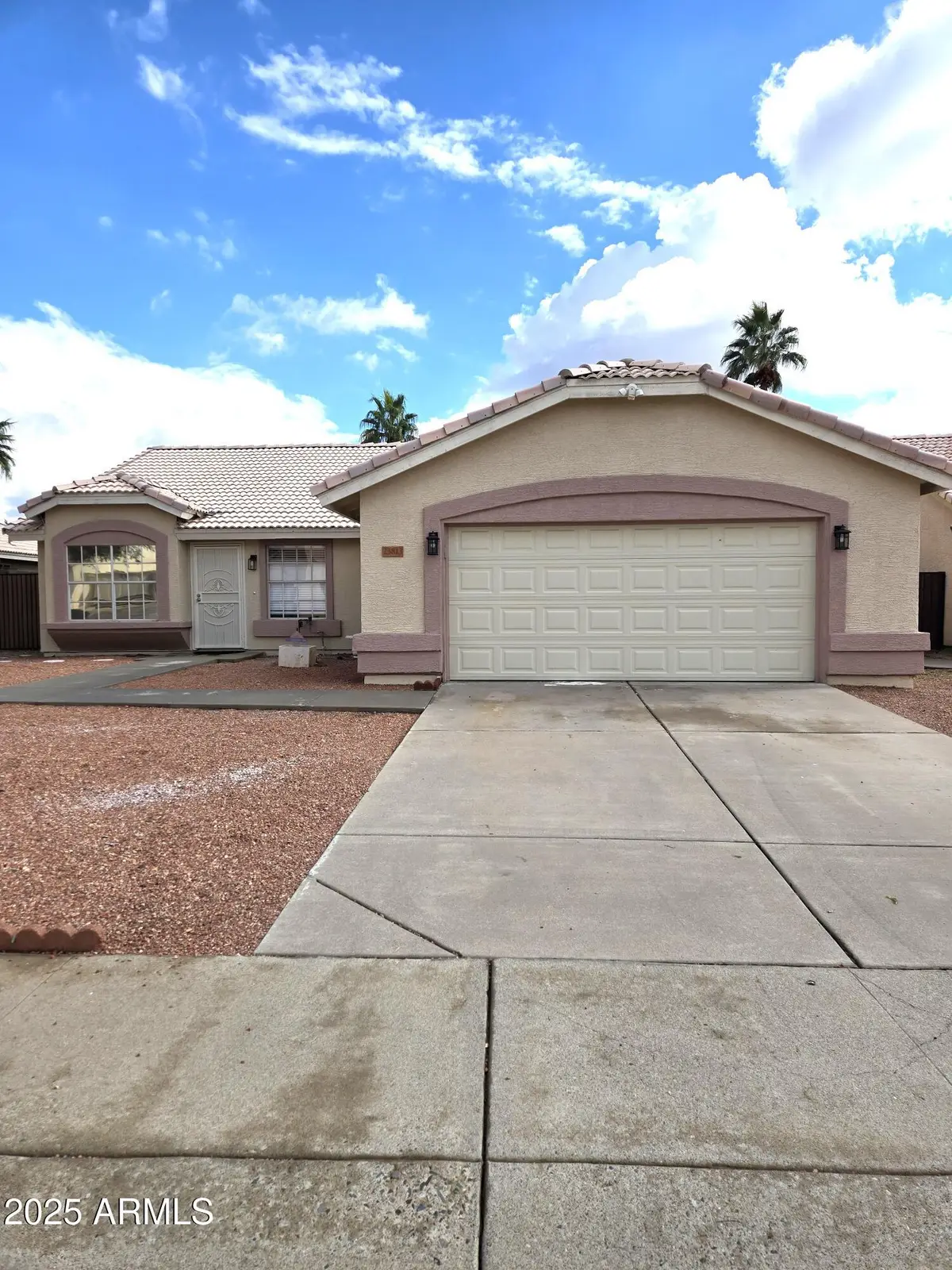 23813 N 39th Lane, Phoenix, AZ 85310 - Image #1