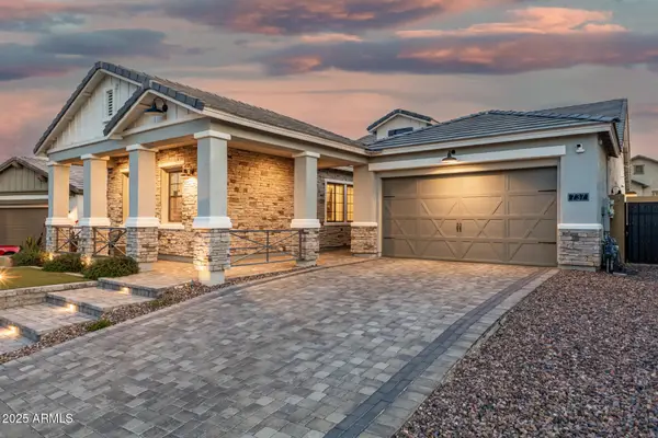 737 E Nighthawk Way, Phoenix, AZ 85048