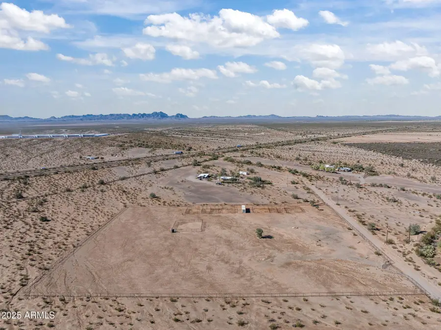 53790 Champ Lane, Vicksburg, AZ 85348 - Image #2