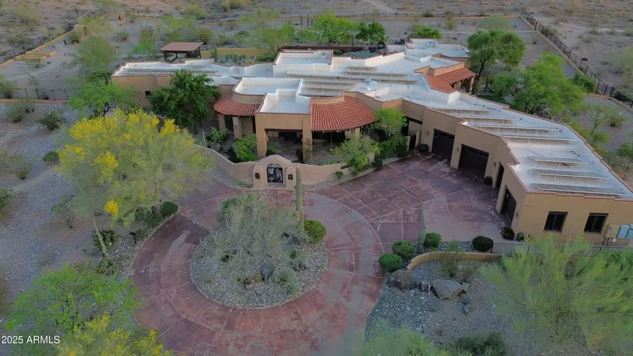 8903 N Arroya Grande Drive, Phoenix, AZ 85028 - Image #2