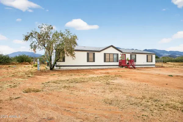 5938 S Burro Drive, Hereford, AZ 85615