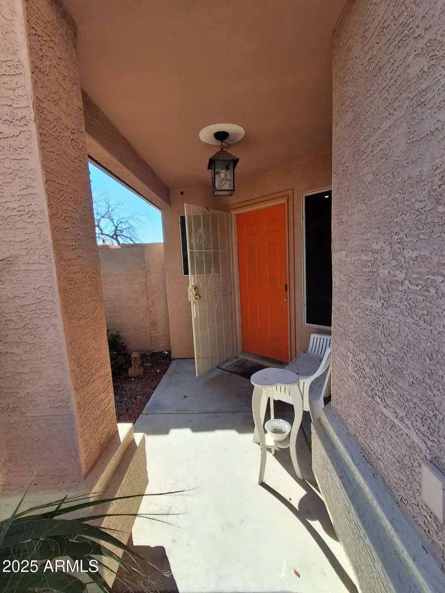 8863 W Greer Avenue, Peoria, AZ 85345 - Image #2