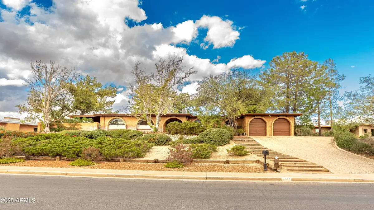 1247 Heather Drive, Sierra Vista, AZ 85635 - Image #1