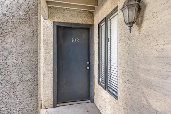 1241 N 48th Street #102, Phoenix, AZ 85008