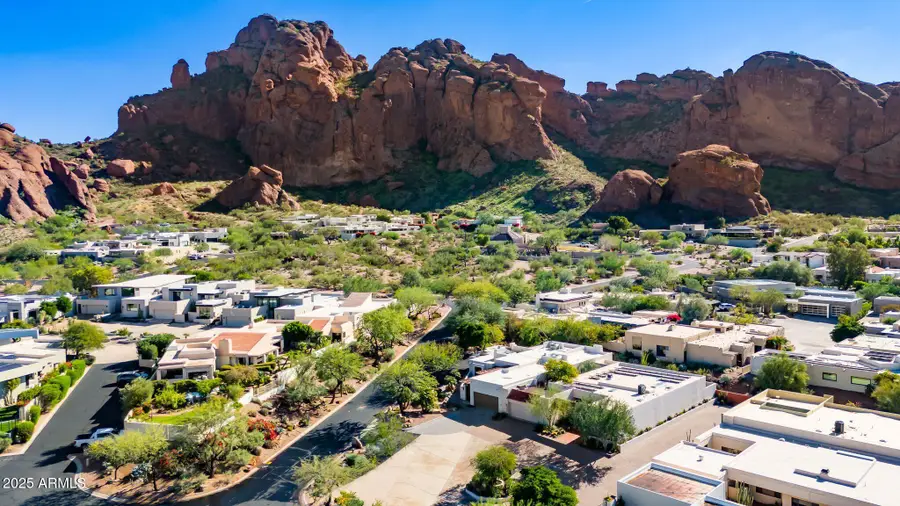 5800 N Echo Canyon Lane, Phoenix, AZ 85018 - Image #3