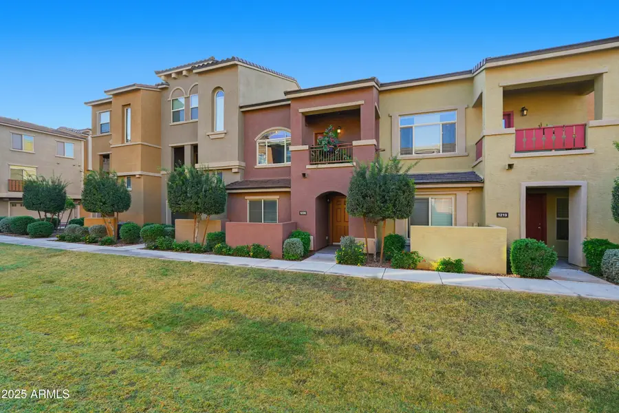 240 W Juniper Avenue #1220, Gilbert, AZ 85233 - Image #3