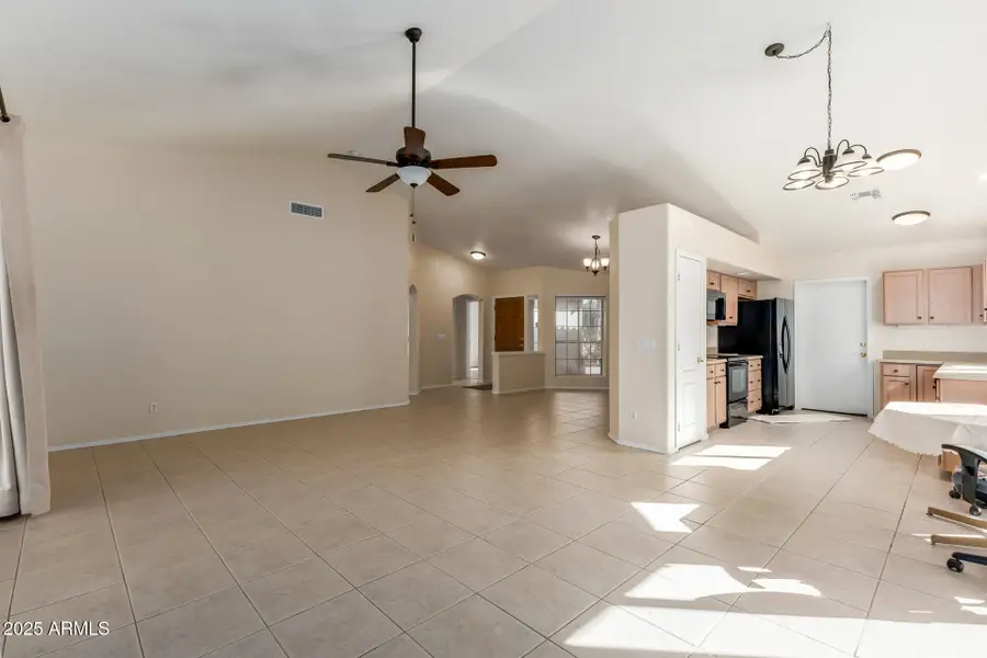 20020 N Coyote Lakes Parkway, Surprise, AZ 85378 - Image #2