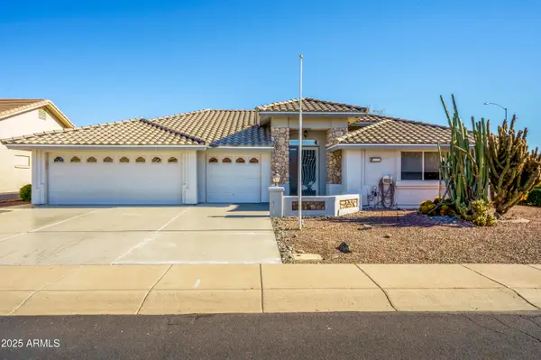 2155 S Lindenwood -- S, Mesa, AZ 85209