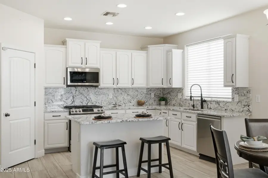 3684 S Star Canyon Drive, Gilbert, AZ 85297 - Image #2