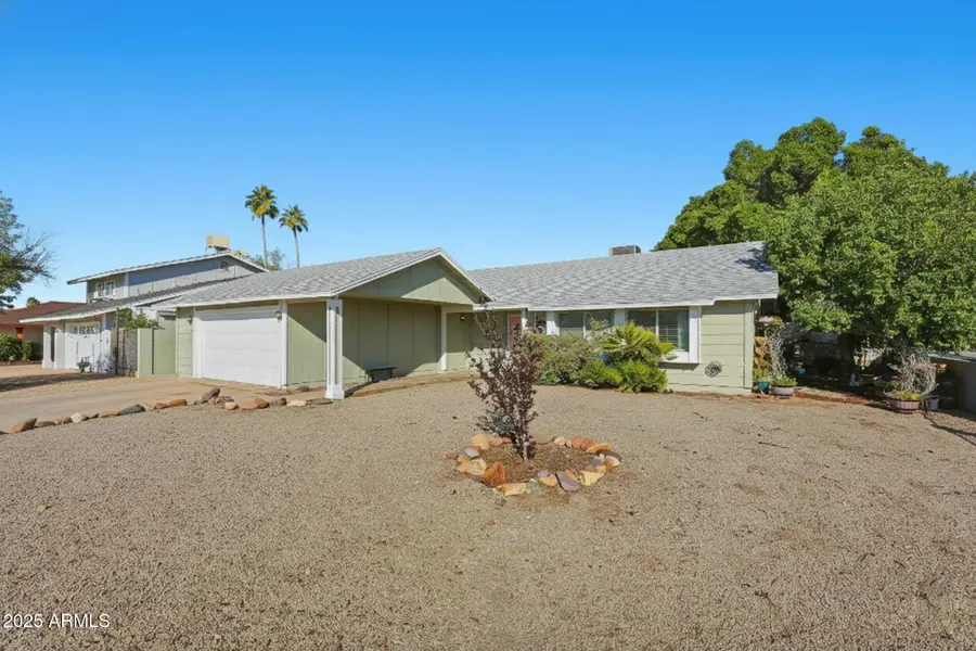 4128 W Gelding Drive, Phoenix, AZ 85053 - Image #3