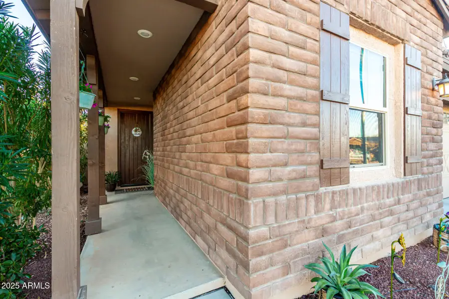 9341 W Willow Bend Lane, Phoenix, AZ 85037 - Image #2