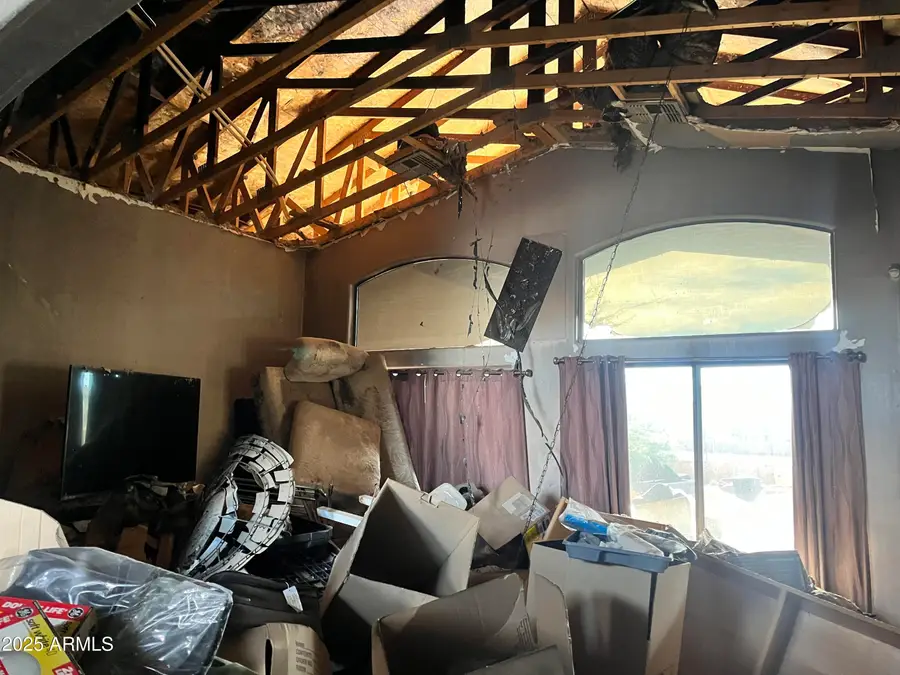 823 W Gascon Road, San Tan Valley, AZ 85143 - Image #3