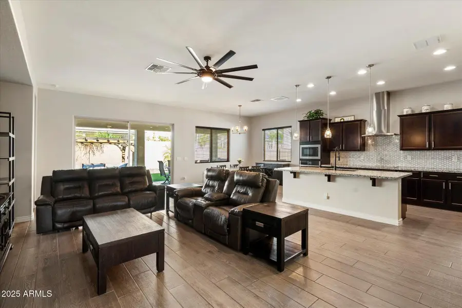 7424 W Jasmine Trail, Peoria, AZ 85383 - Image #2