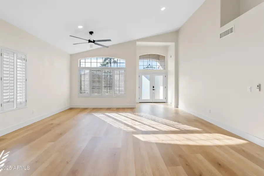 386 W Pecan Place, Tempe, AZ 85284 - Image #3