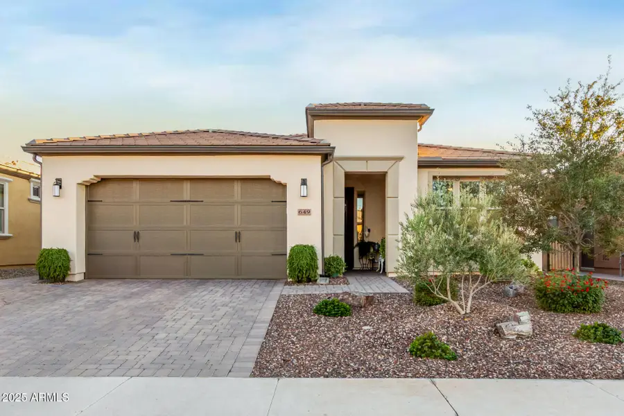 649 E Veterans Way, San Tan Valley, AZ 85140 - Image #2